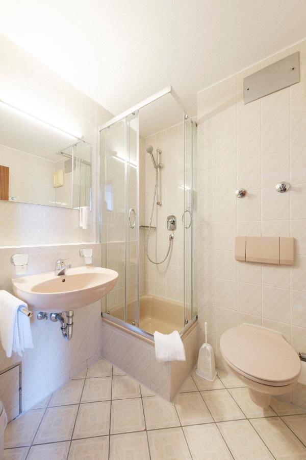 Double Room,1395002951:JPEG